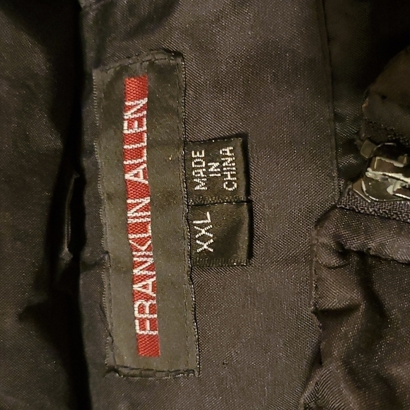 Franklin Allen black puffer coat size XXL - Picture 5 of 10